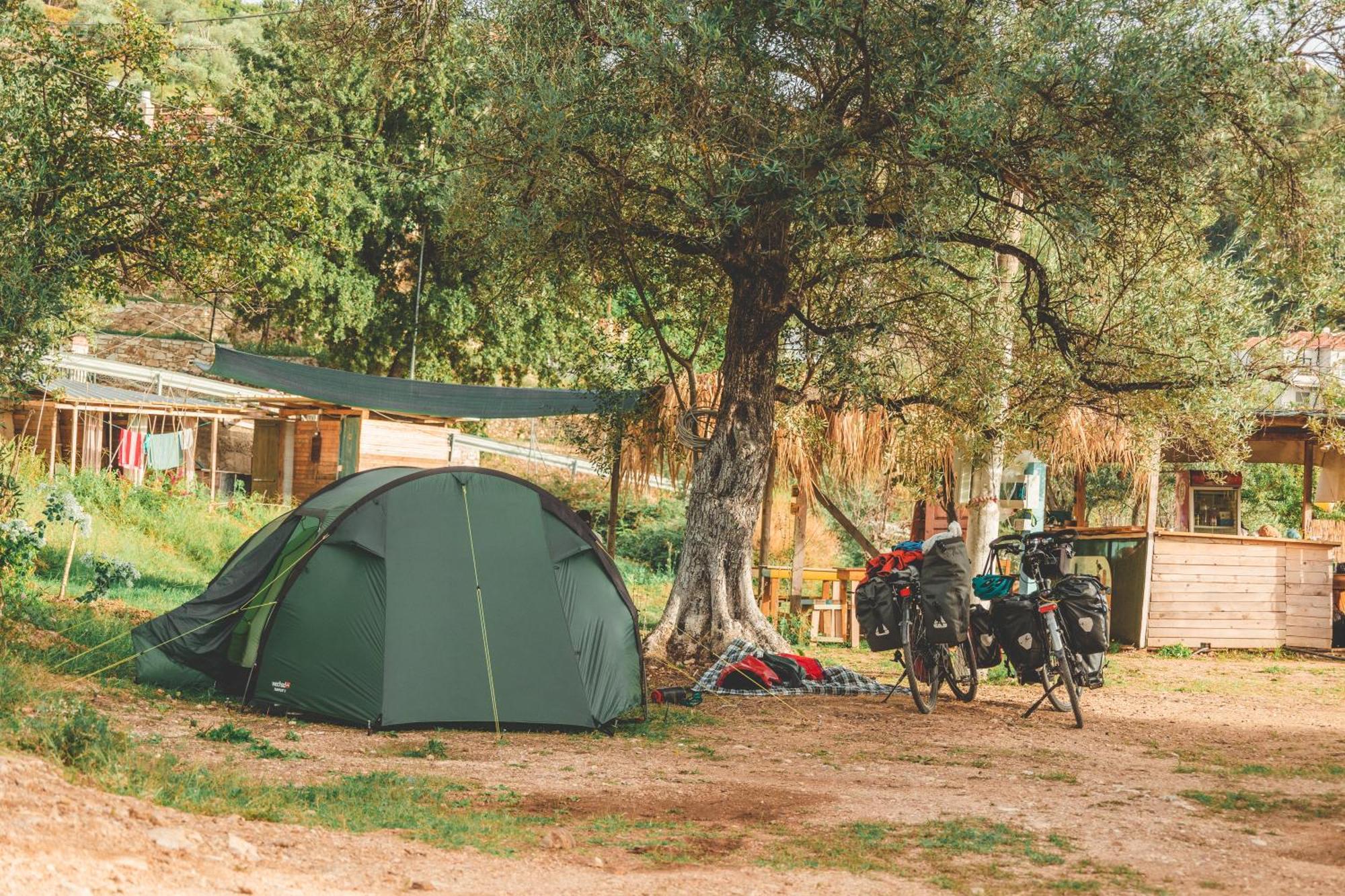 Olive Camping Hotell Himare Exteriör bild