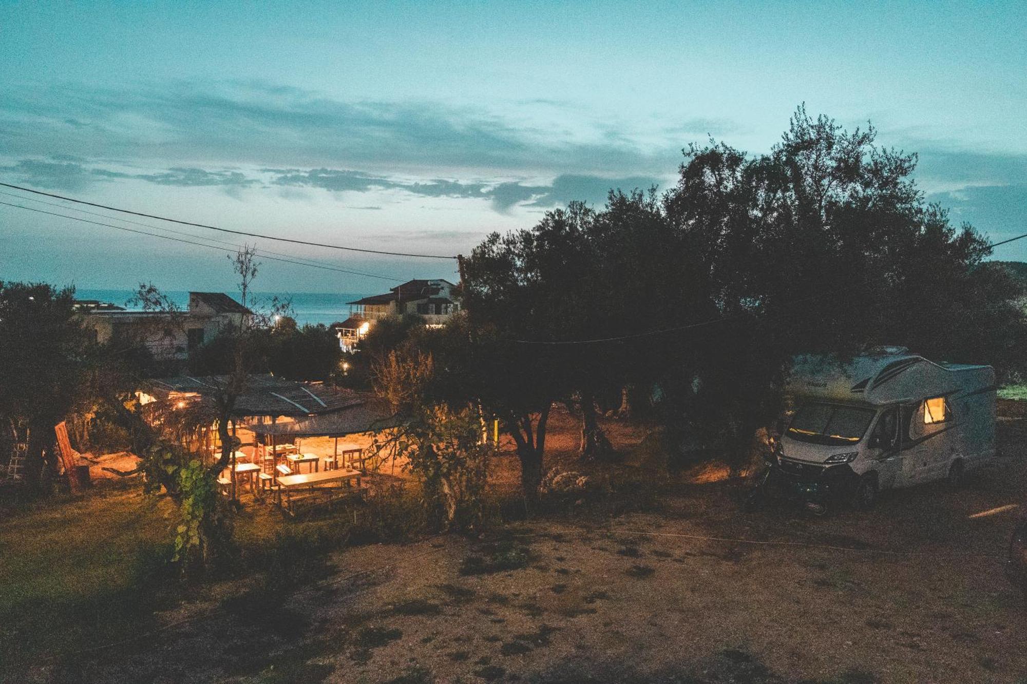 Olive Camping Himare Exteriör bild